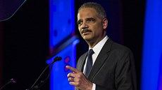 Americký ministr spravedlnosti Eric Holder p�edstavuje sv�j zám�r garantovat...