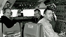 Posádka prvního letu Boeingu 747.