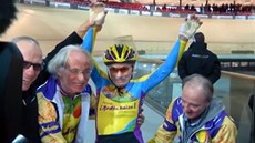 Cyklista láme rekordy, pitom je mu 102 let