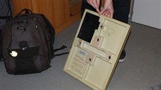 Balíza evropského zabezpe�ova�e ETCS. Tento typ se pou�ívá na zku�ebním úseku...