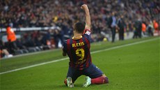 VEDOUCÍ GÓL. Barcelonský Alexis Sanchez se raduje z trefy proti Valencii.