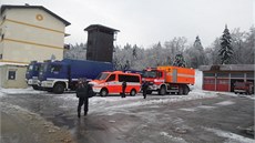 etí hasii dorazili do slovinského msta Postojna v nedli veer. Od pondlí