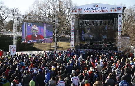 Olympijský park nabízející televizní penosy z olympiády vznikl pi zimních hrách v Soi na praské Letné. V lét budou na podobné penosy putovat píznivci sportu z Prahy do Pardubic. 