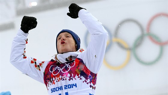 RADOST. eský biatlonista Ondej Moravec vybojoval bronzovou olympijskou...