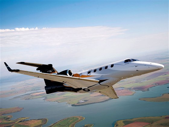 Embraer Phenom 300