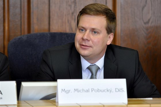 Mezi obviněnými je i primátor Frýdku-Místku Michal Pobucký.