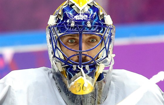 védský gólman Henrik Lundqvist na tréninku v Soi.