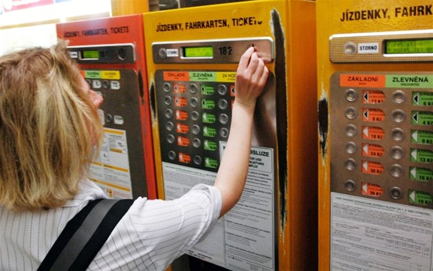 Automat na jízdenky (ilustraní foto)