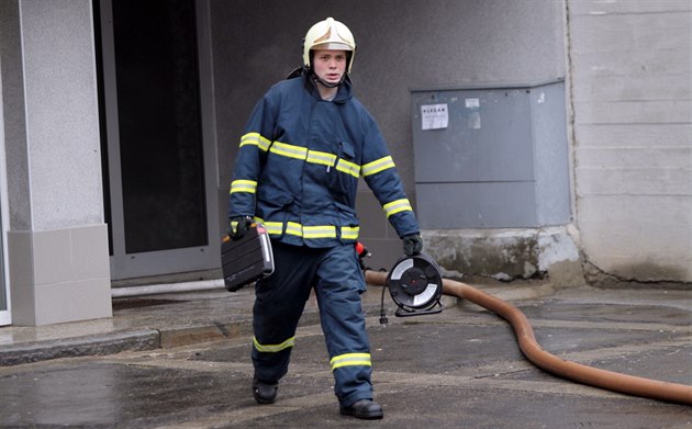 Zásah hasi�� u po�áru. Ilustra�ní foto