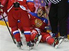 GÓL! Hokejisté Ruska slaví Ovekinv gól v utkání proti Slovinsku na