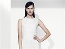 Pouzdrové aty v bílé barv jsou ideální alternativa na léto. Marks & Spencer,...