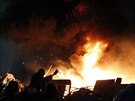 Kyjev oekává dalí bitvu, demonstranti si nachystali tisíc molotov (19. února)