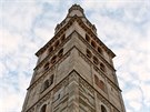 Zvonice Ghirlandina v Moden