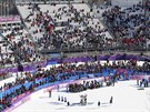 Poloprázdné tribuny pi vyhlaování medailist v muském snowboardovém...