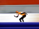 Nizozemský rychlobrusla Jorrit Bergsma v olympijském závodu na 10 kilometr....