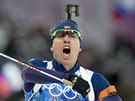 NORSKÝ TRIUMF. Norský biatlonista Emil Hegle Svendsen dobhl v olympijském...