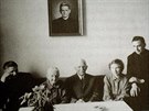 Jospeh Ratzinger (vlevo) s rodinou v roce 1959 - (zprava) bratr Georg, sestra...