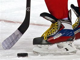 Brusle Alexandra Ovekina pi trninku rusk hokejov reprezentace v Boloj Ice...