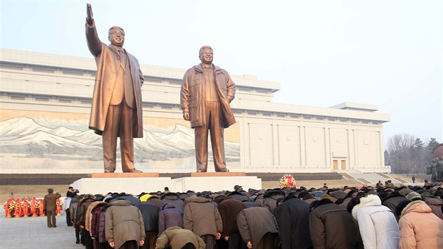 Vzpomnkov akce k vro smrti Kim ong-ila (16. nora 2014)