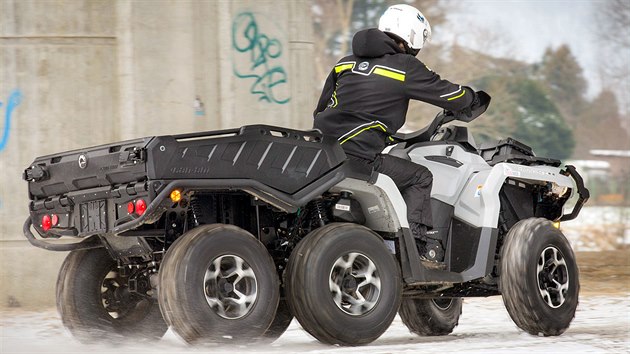 Can-am Outlander 6x6