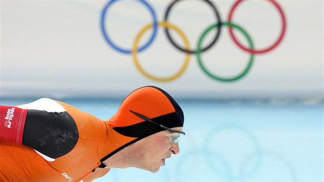 Nizozemsk rychlobrusla Sven Kramer v olympijskm zvodu na 10 kilometr. (18. nora 2014)