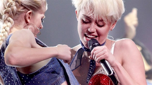 Show Miley Cyrusov