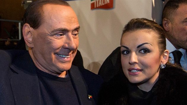 Silvio Berlusconi se svou snoubenkou Franceskou Pascale