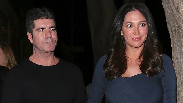 Simon Cowell a Lauren Silvermanov (14. prosince 2013)