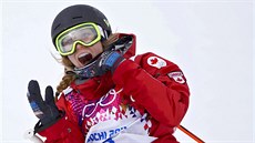 ZLATÁ JÍZDA. Kanadská akrobatická lyžařka Dara Howellová se raduje po úspěšné...
