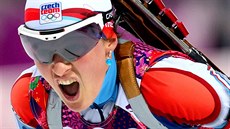 eská biatlonistka Veronika Vítková pi poslední stelb chybovala a ve...