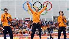 JEN ORAN�OVÁ. Nizozem�tí rychlobrusla�i obsadili v�echny medailové pozice v...