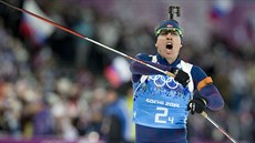 NORSKÝ TRIUMF. Norský biatlonista Emil Hegle Svendsen dobhl v olympijském...