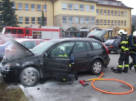 Poár osobního auta v amberku dne 25. února 2014