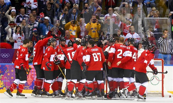 V kanadském týmu pro hokejový Svtový pohár je dvanáct olympijských vítz.