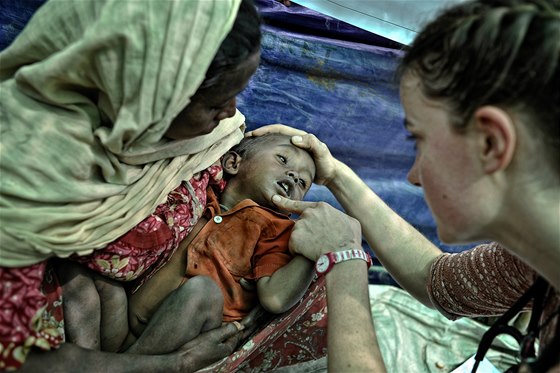 Krizová pomoc Léka bez hranic mezi Rohingy na západ Barmy (Myanmaru).