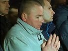 Policisté ve Lvov prosili rozhoený dav na kolenou o odputní