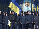 K protestujícím se pidali policisté ze Lvova (21. února 2014)