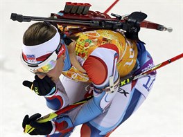 Česká biatlonistka Jitka Landová v závodu štafet na 4x6 kilometrů. (21. února...
