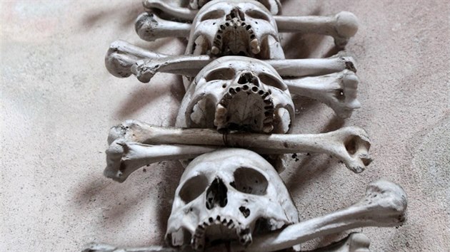 Výzdobu gotického chrámu v Sedlci u Kutné Hory tvoří 40 tisíc lidských kostí