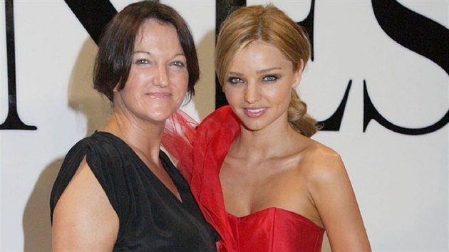 Miranda Kerrov se svou matkou Therese v roce 2009