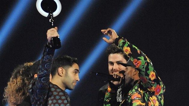 Rudimental zvítězili na Brit Awards 2013 v kategorii singl roku.