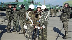 Manévry ukrajinského letectva v Nikolajevské oblasti 21. února 2014