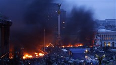 Čtvrteční ráno 20. února na náměstí Nezávislosti v centru Kyjeva.