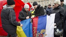Ukrajintí Rusové poádají mítinky v Doncku. 
