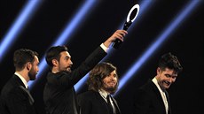 Objevem roku podle Brit Awards 2013 jsou Bastille.