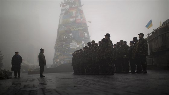Nástup na Majdanu. Do revoluční domobrany se hlásí desítky Ukrajinců. (4....