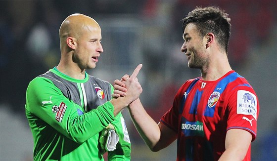 Plzetí fotbalisté Petr Bolek (vlevo) a Tomá Wágner