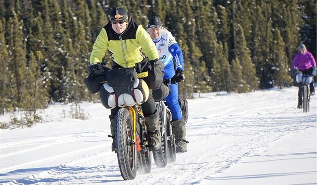 Mezi �ty�iceti dobrodruhy, co si na Iditarod Trail Invitational troufli, se