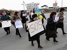 Proukrajinská demonstrace na Krymu (6. bezna 2014)