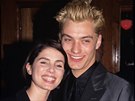 Jude Law se Sadie Frostovou v roce 1995. Vzali se o dva roky pozdji a rozvedli...